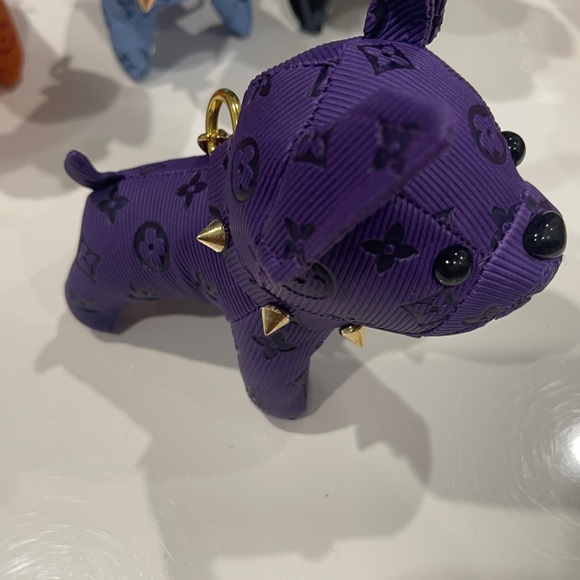 🔑1 Luxury Inspired 🐶Keychain - Picture 9 of 15